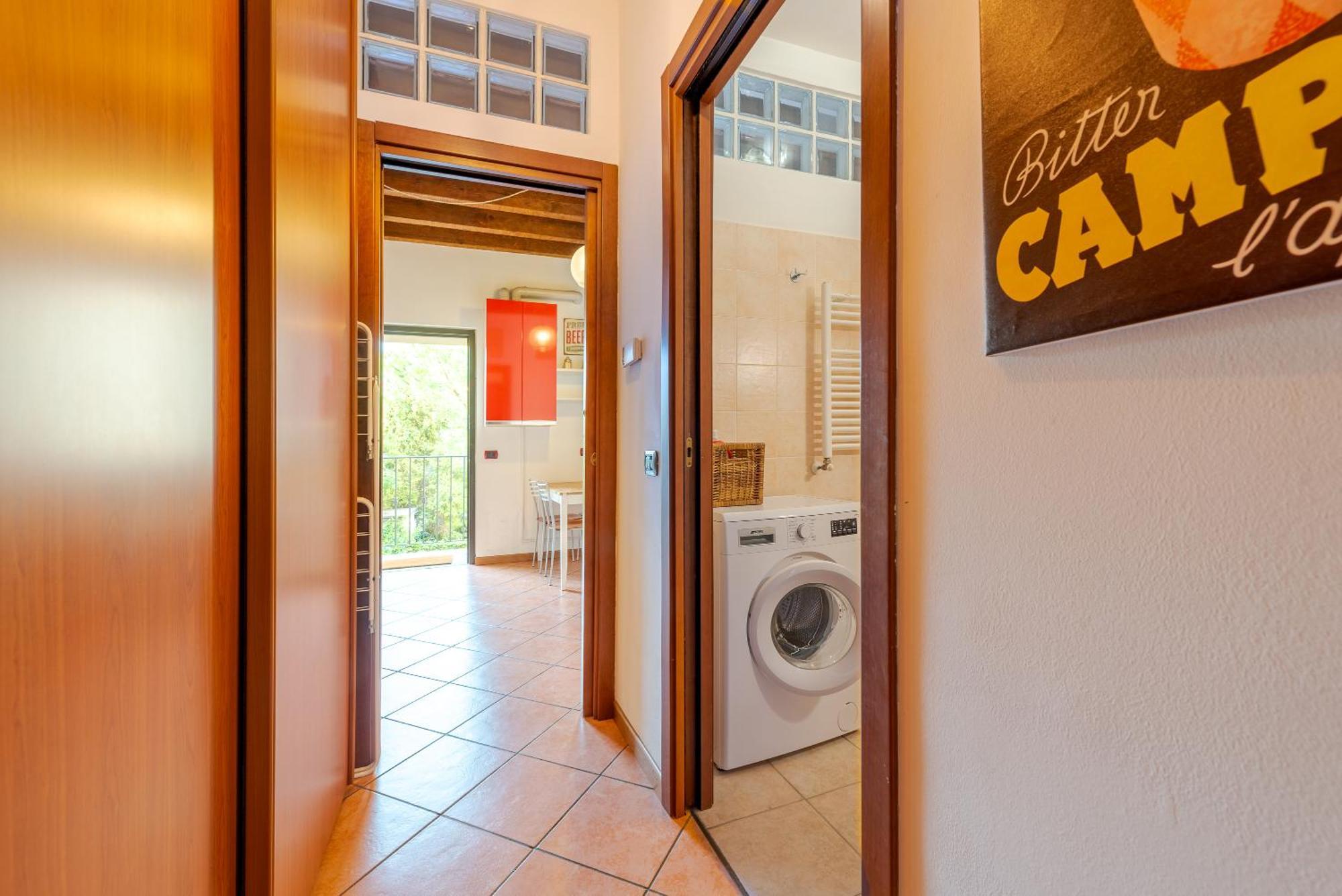 Guest Planet - Rosso Milano Apartment - Navigli Area Buitenkant foto